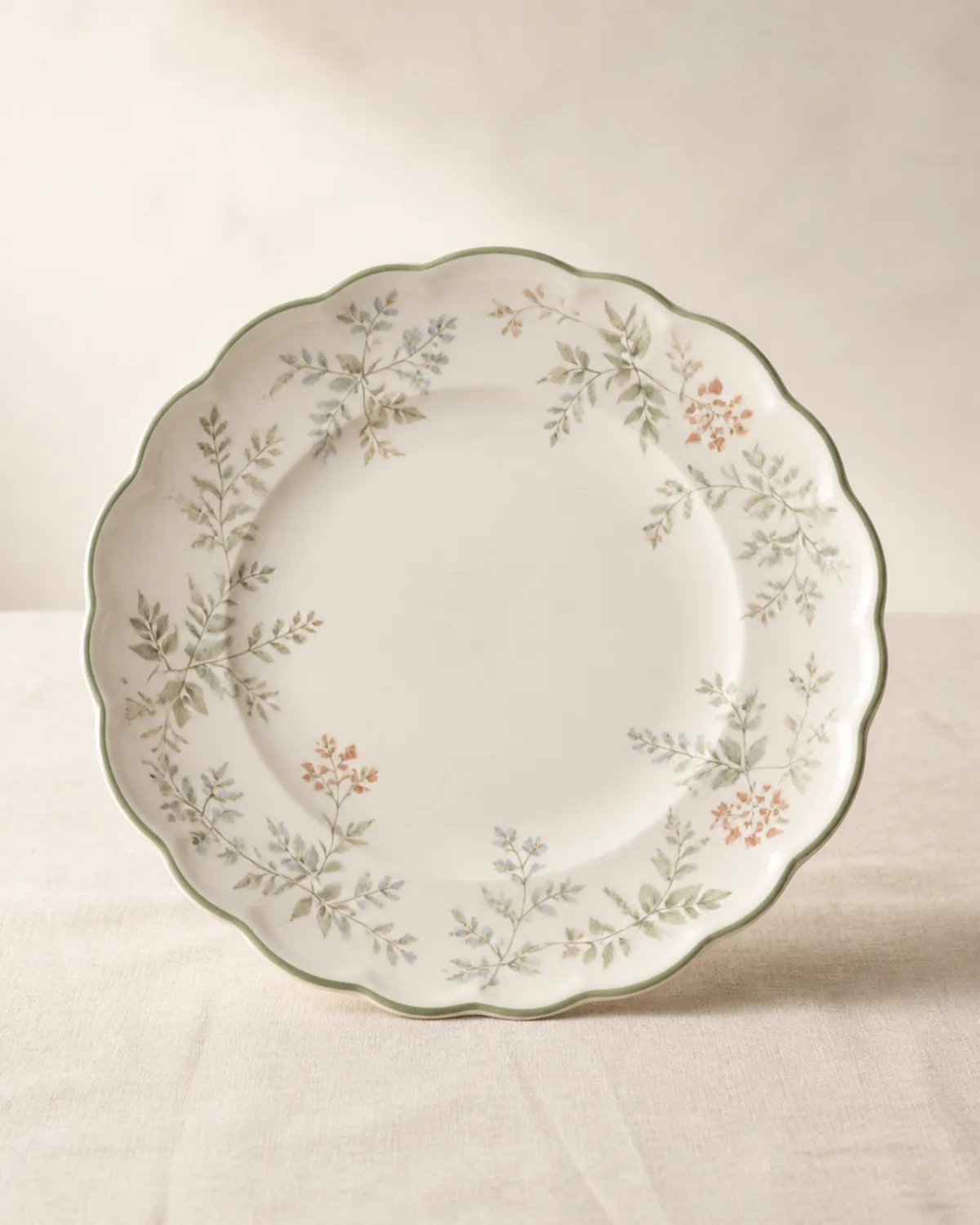 English Garden Side Plate on warm ivory linen
